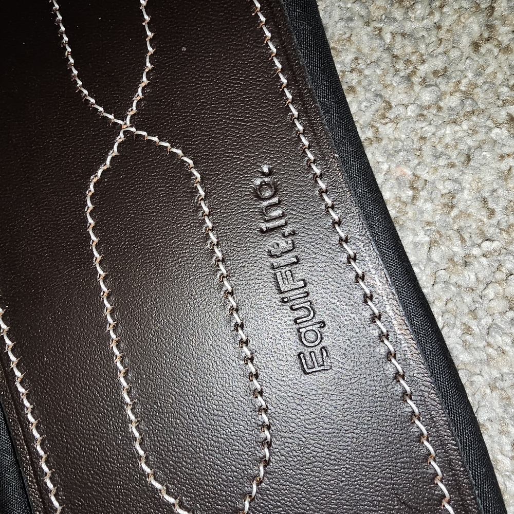 EquiFit Brown Leather Anatomic Girth